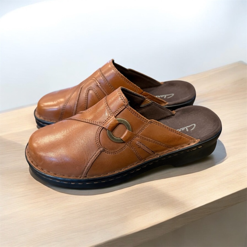 Clarks Collection Tan Leather Clogs Potroast Piccolo Comfort 7 M